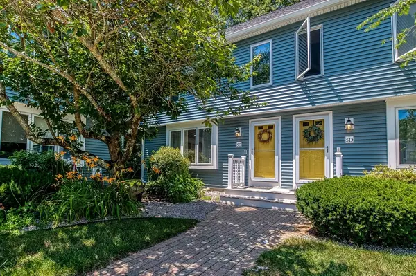 5 Village Way #C, Norton, MA 02766