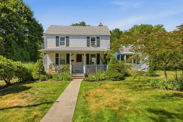 22 Hathaway, Dartmouth, MA 02747