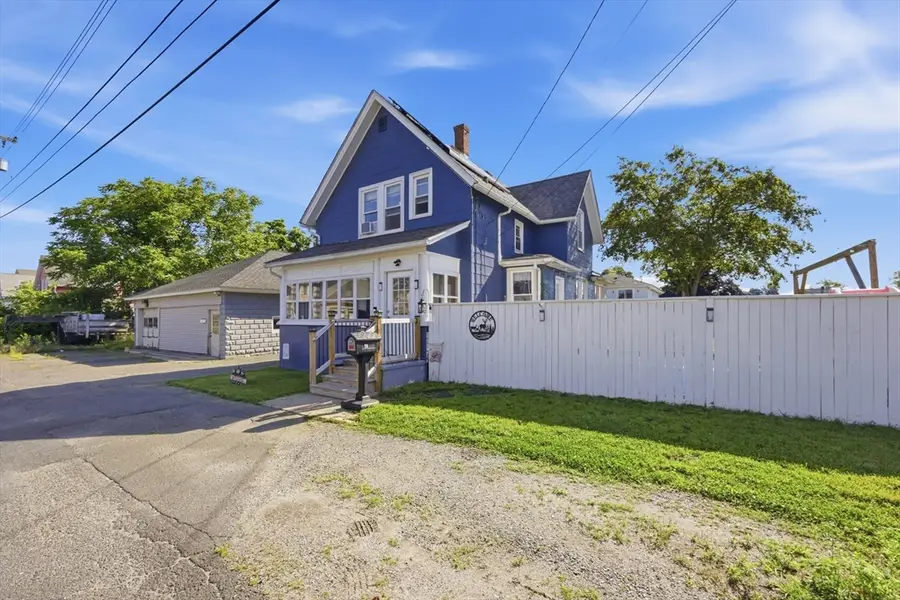 28 Cedar St, Ludlow, MA 01056 - #3