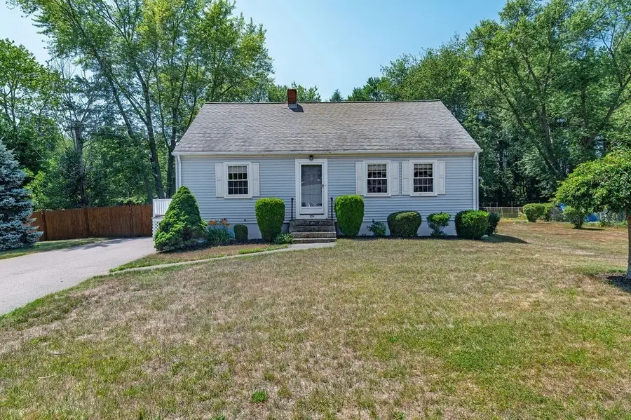 258 Mansfield Ave, Norton, MA 02766 - #2