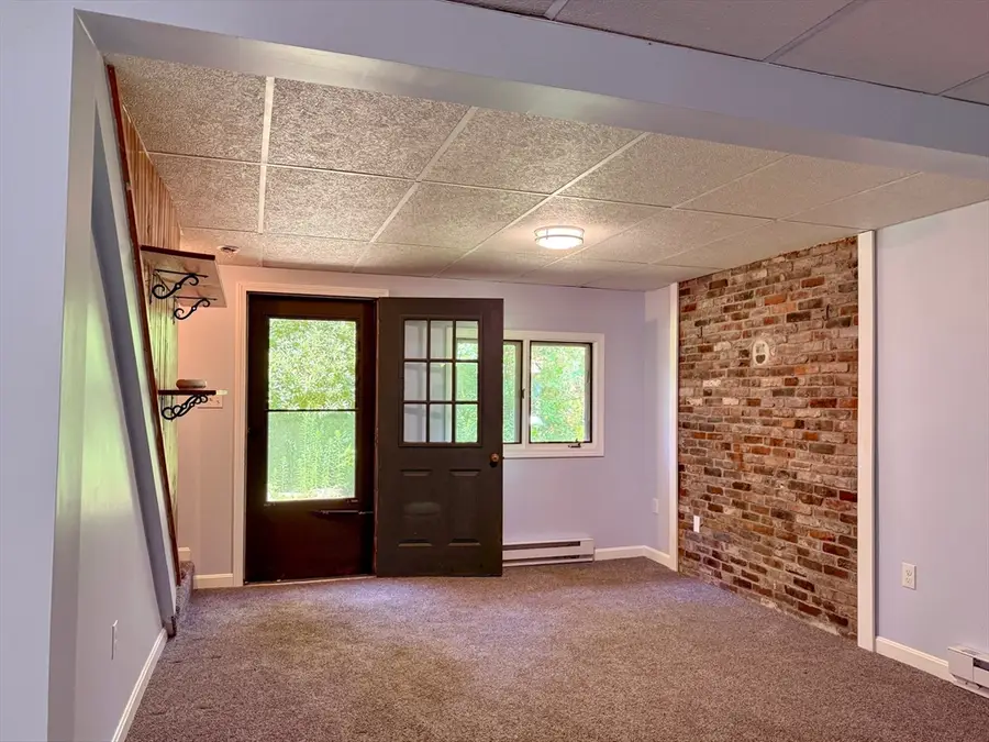 392 Mashapaug Rd, Holland, MA 01521 - #3