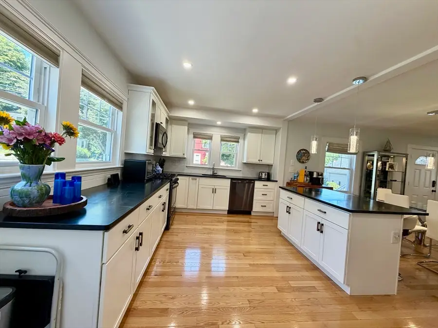 82 Main Street, Rockport, MA 01966 - #3