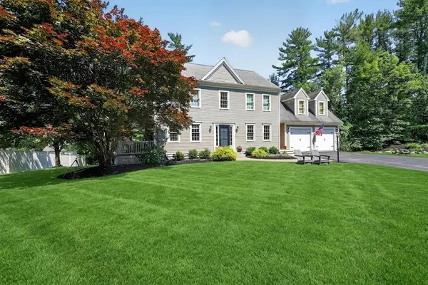 30 Leonard Ln, Norwell, MA 02061