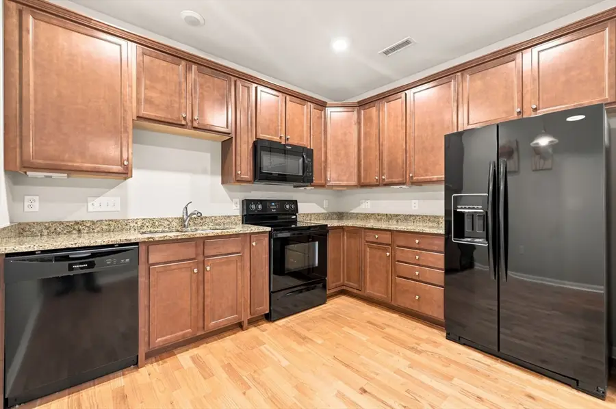418 John Mahar Hwy #108, Braintree, MA 02184 - #3
