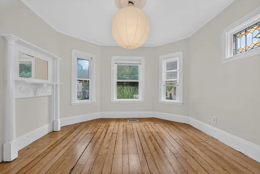 29-31 Victoria St, Somerville, MA 02144 - #3