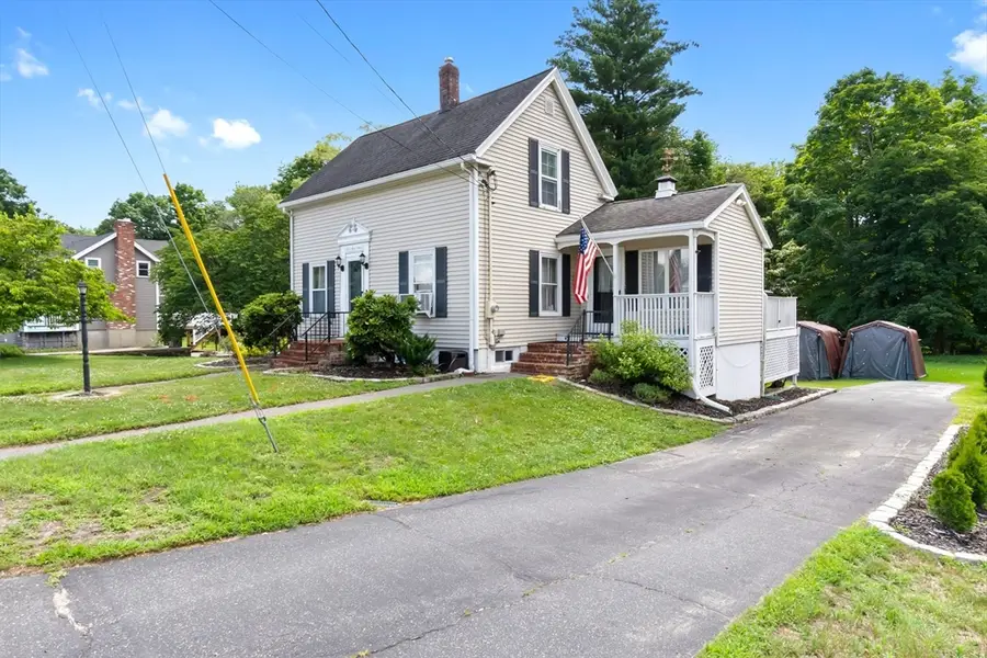 422 Main Street, Groveland, MA 01834 - #3