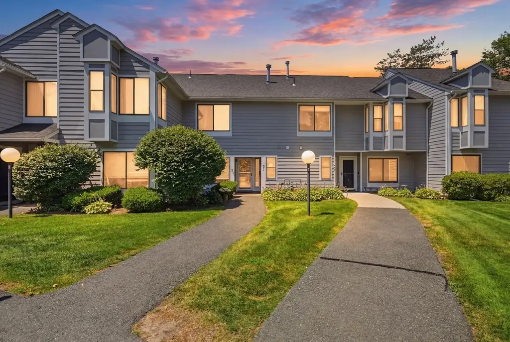 371 Nassau Dr #371, Springfield, MA 01129 - #1