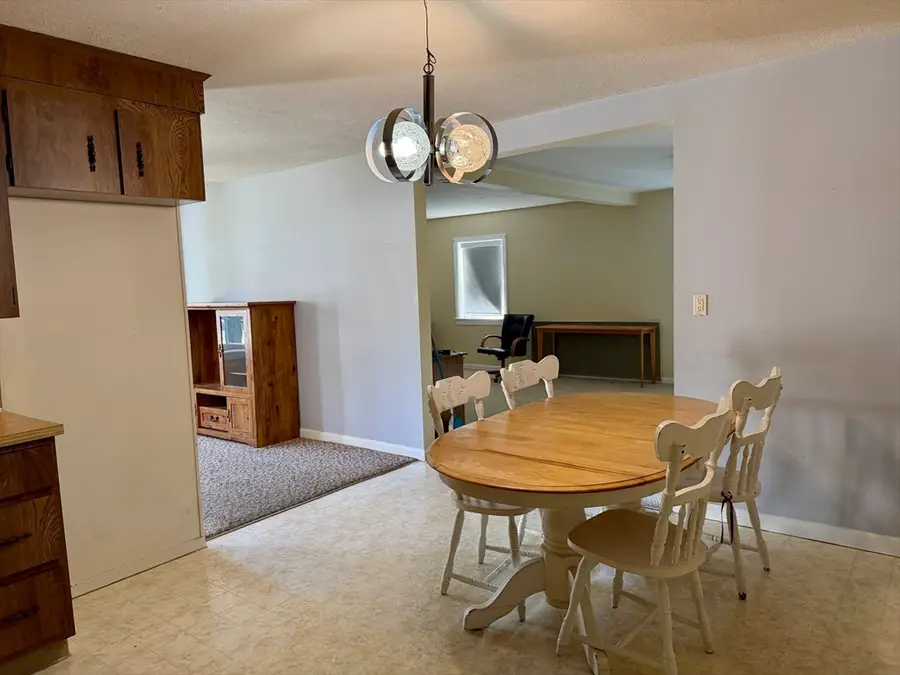 158 Nevens Cir, Rockland, MA 02370 - #3