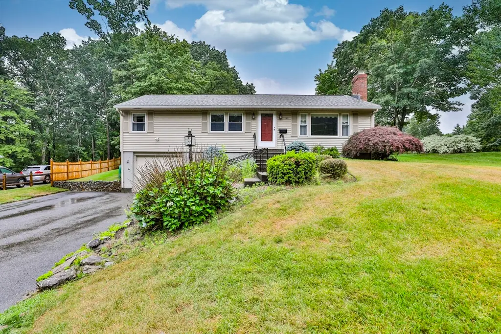 443 Quinapoxet St, Holden, MA 01522 - #1
