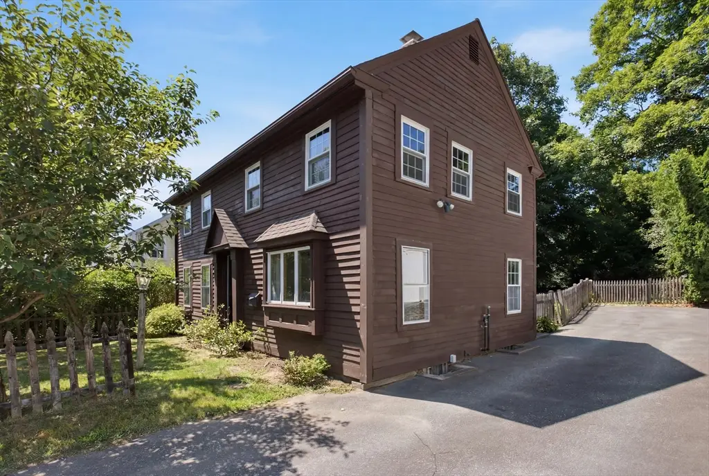 260 Mendon St, Uxbridge, MA 01569 - #1
