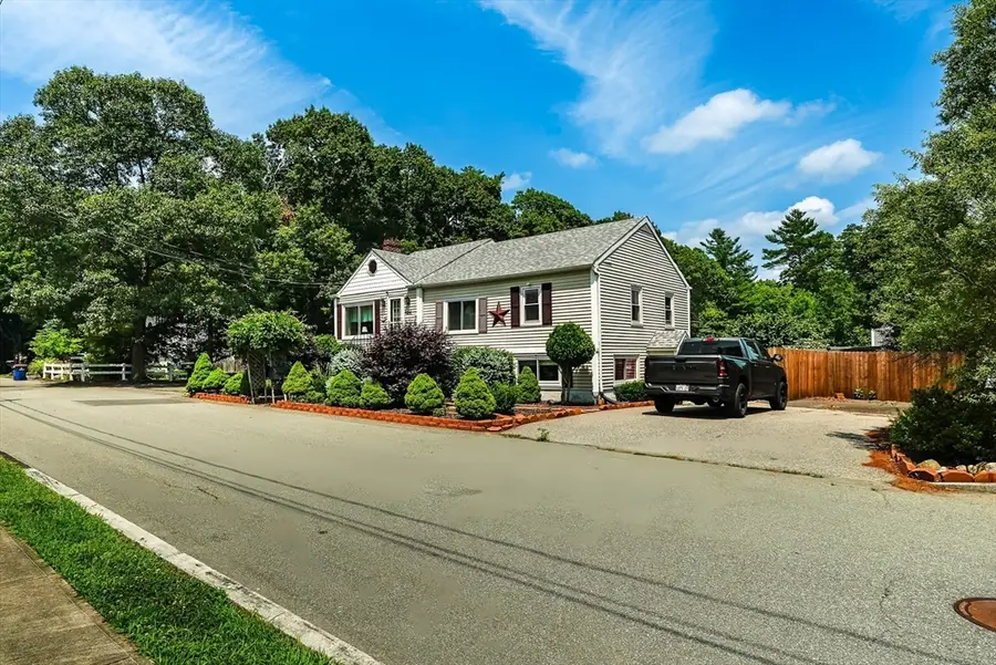 134 Bismark St, New Bedford, MA 02745 - #2