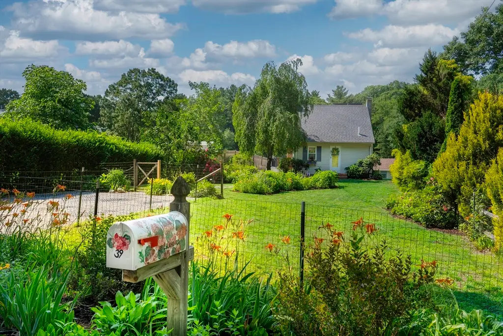 39 Leland Rd, Norfolk, MA 02056 - #1