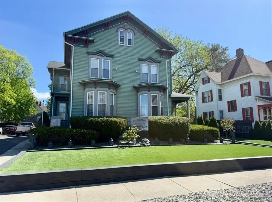 127-129 Thompson St., Springfield, MA 01109 - #2