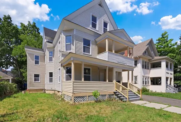 282 White St, Springfield, MA 01108