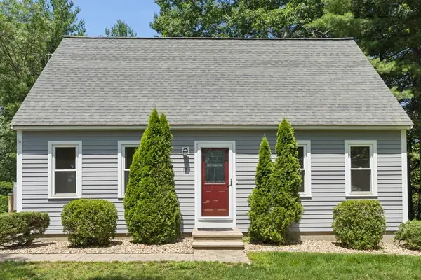 15 Pine Grove Rd, Westford, MA 01886
