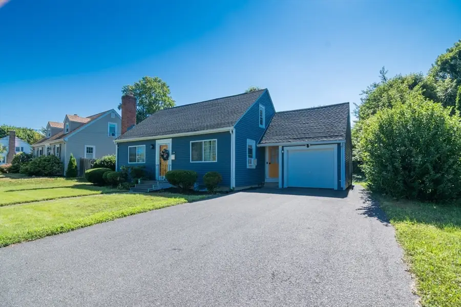 379 Roosevelt Ave, Springfield, MA 01118 - #3