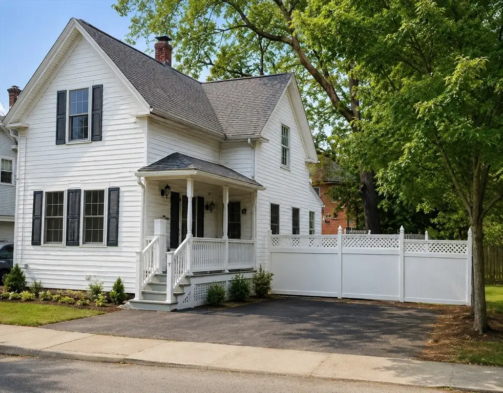 12 Garfield St, Marlborough, MA 01752 - #1