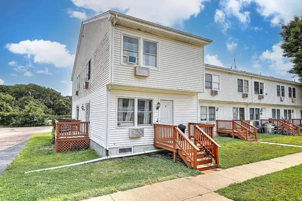 52 Nancy #8, Providence, RI 02909