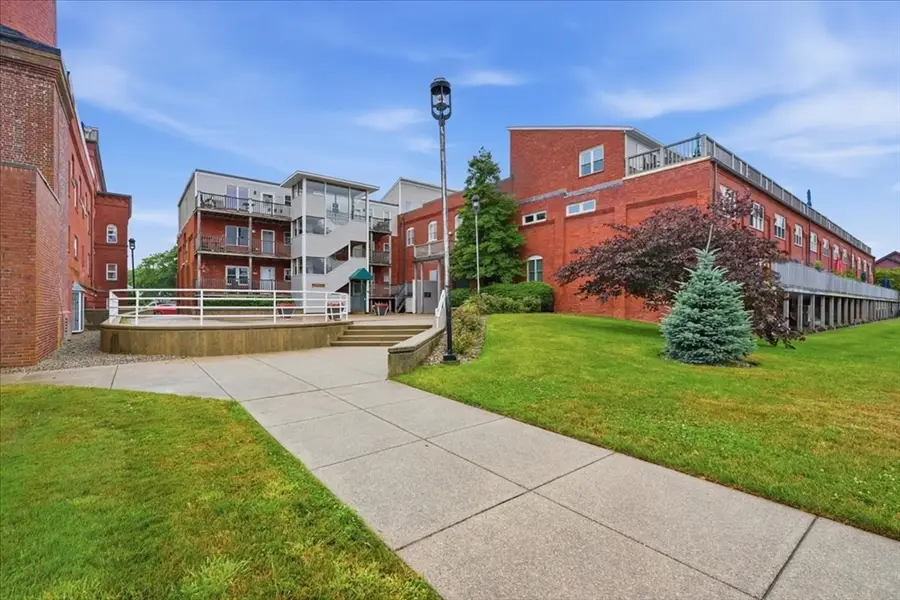 45 Main Street #302, Wareham, MA 02571 - #3