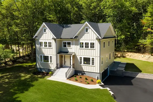 87 Lakeview Street, Sharon, MA 02067