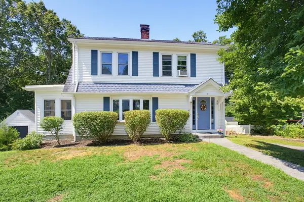 71 Circuit Rd, Dedham, MA 02026