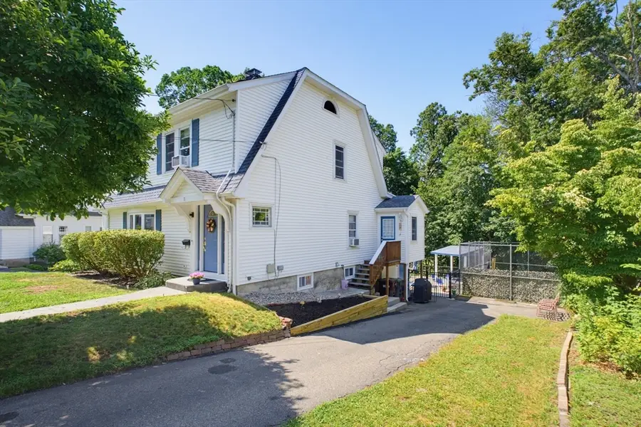 71 Circuit Rd, Dedham, MA 02026 - #3