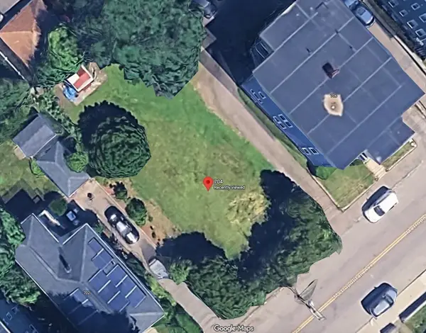 704 Metropolitan Ave, Boston, MA 02136