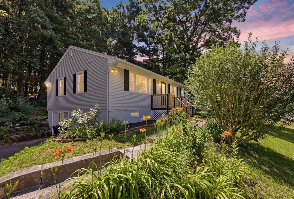 71 Beech St, Palmer, MA 01069 - #1