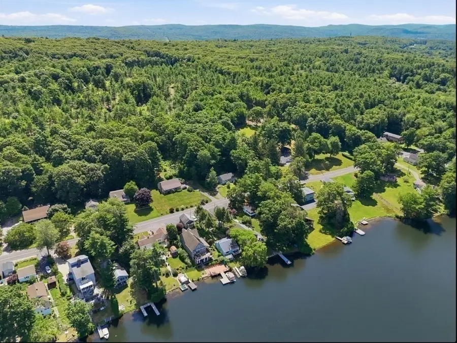 71 Beech St, Palmer, MA 01069 - #2