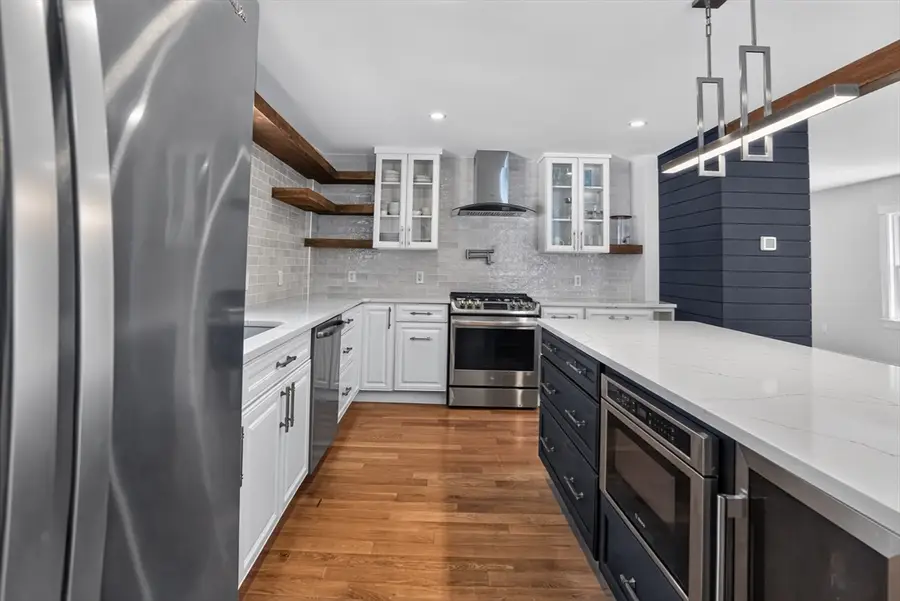 3 Crane St, Danvers, MA 01923 - #2