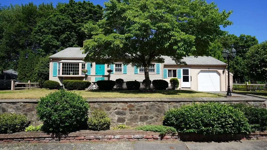 15 Phillips Street, North Attleboro, MA 02760 - #3