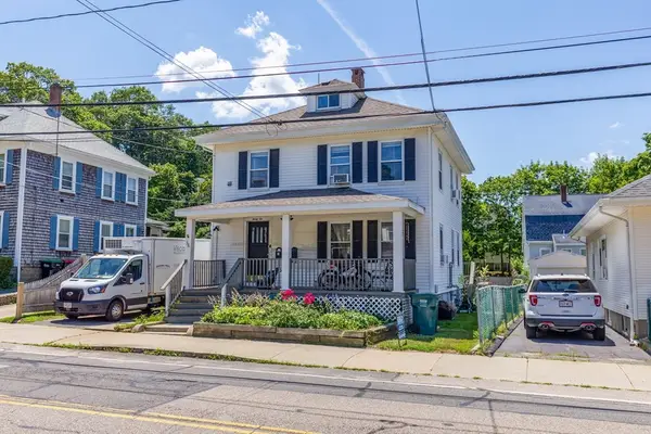 36 Oak St, Plymouth, MA 02360