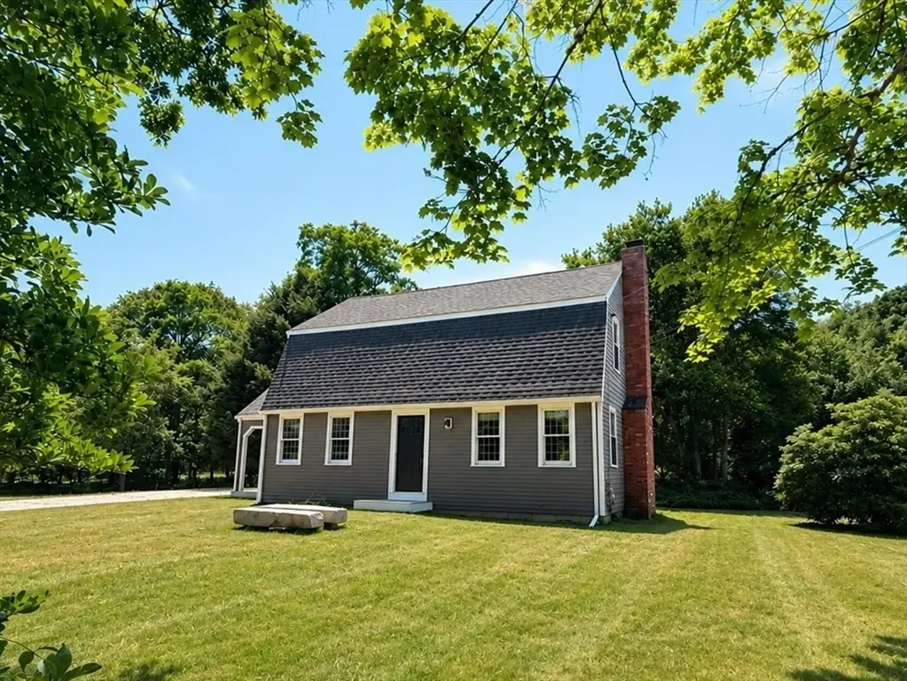 18 Olivers Ln, Mattapoisett, MA 02739 - #1