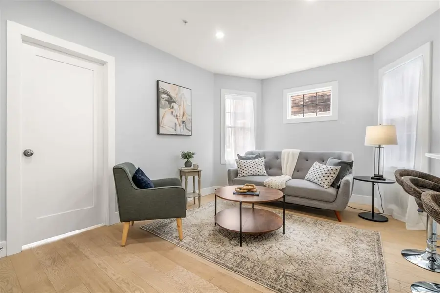 679 Columbia Road #3, Boston, MA 02125 - #3