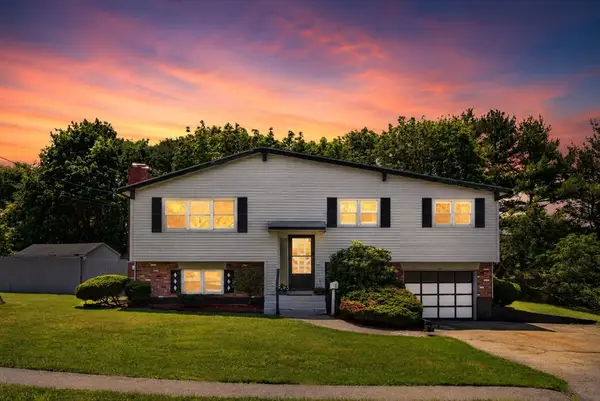 1 Eisenhower Rd, Peabody, MA 01960