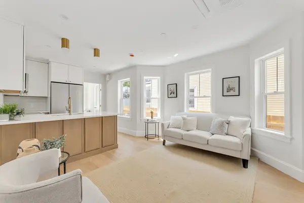 3915 Washington Street #1, Boston, MA 02131