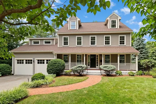 25 Richard Road, Lexington, MA 02421