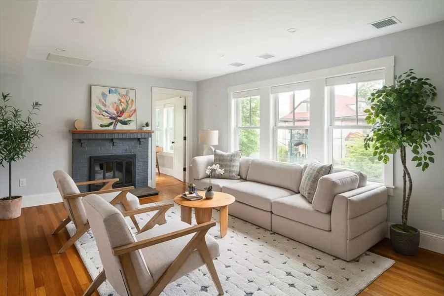 141-143 Oakley Road, Belmont, MA 02478 - #2