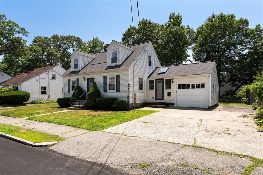 23 Eastwood Circuit, Boston, MA 02132 - #2