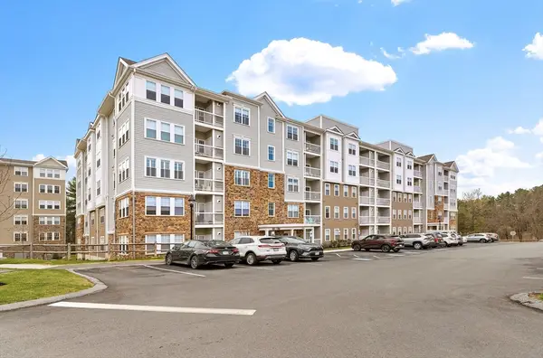 280 Martins Landing #104, North Reading, MA 01864