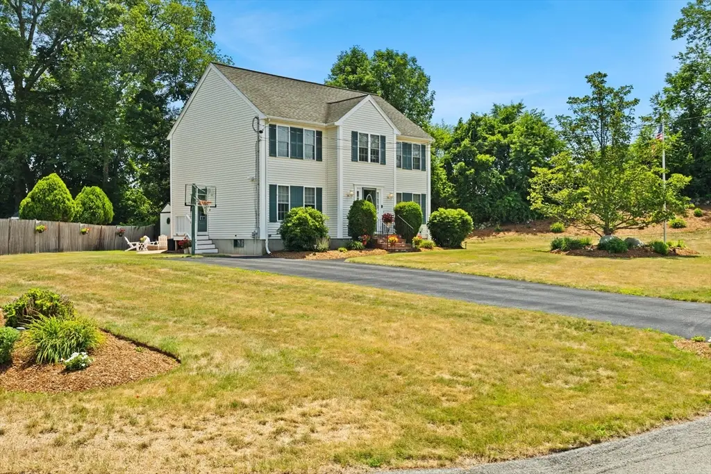 112 Village Gate Drive, Bridgewater, MA 02324 - #1