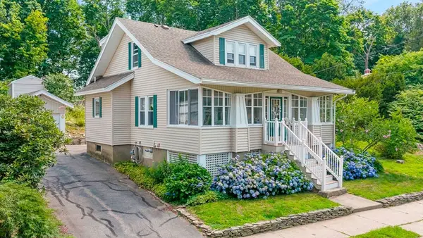 13 Pickman Rd, Salem, MA 01970