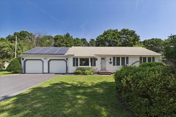 23 Joe Jay Ln, Sandwich, MA 02563