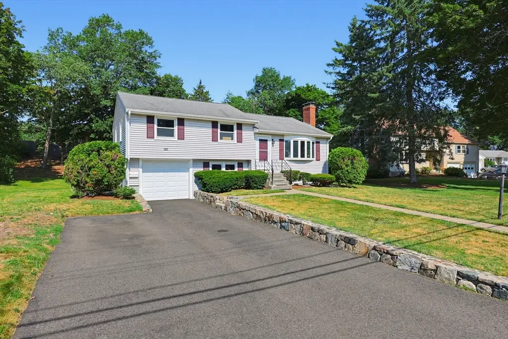 19 Weir Rd, Waltham, MA 02451 - #1