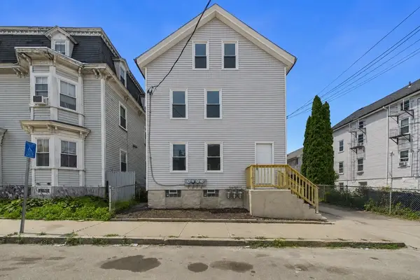 201 Wade St, Fall River, MA 02721