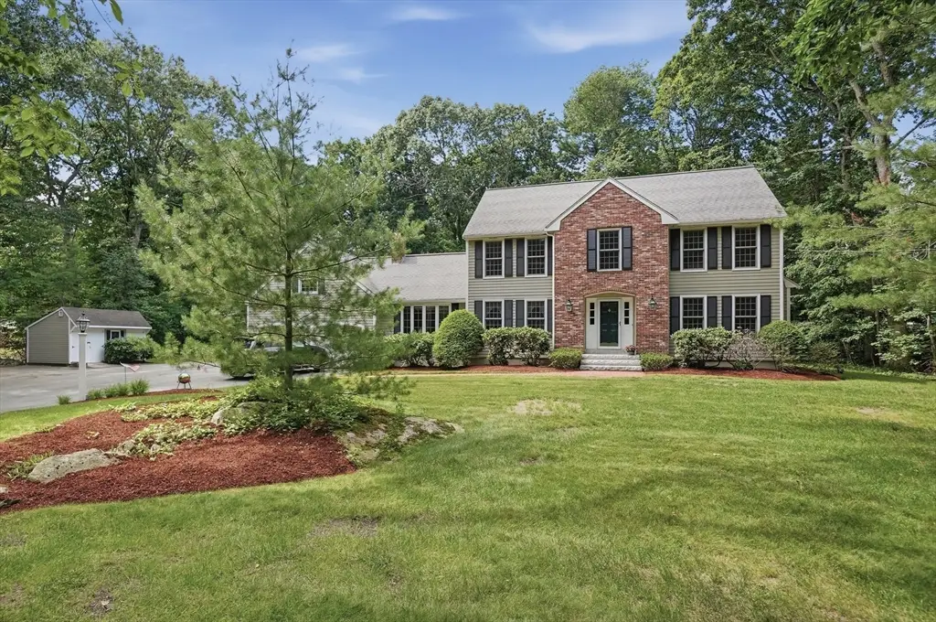 8 Chicatabut Ave, Norfolk, MA 02056 - #1