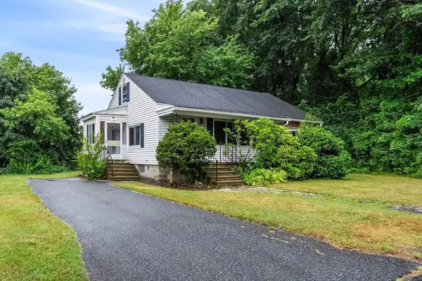 31 Conway St, Worcester, MA 01607