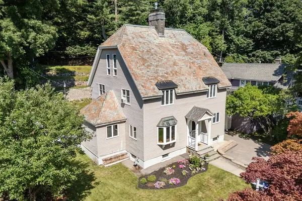 43 Laconia Rd, Worcester, MA 01609