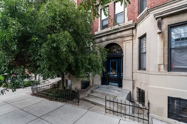 1157 Commonwealth Ave #1, Boston, MA 02134
