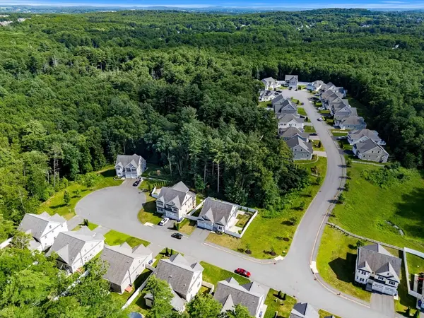 10 Sadie Ln, Methuen, MA 01844